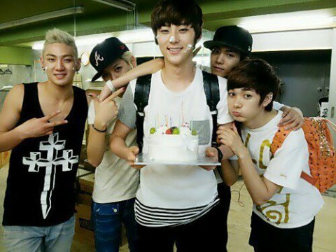 김종현 최민기... 코디가 다 망쳐놓았었네