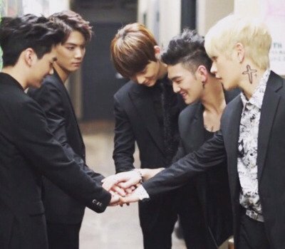 김종현 최민기... 코디가 다 망쳐놓았었네