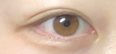 [teens stories] MY EYES ARE SO PALE!!