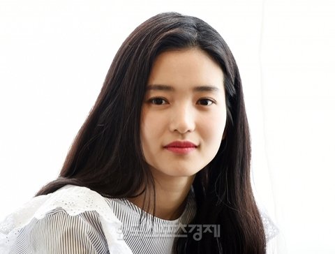 Enter Talk Is Kim Taeri Pretty Kkuljaem 좋아