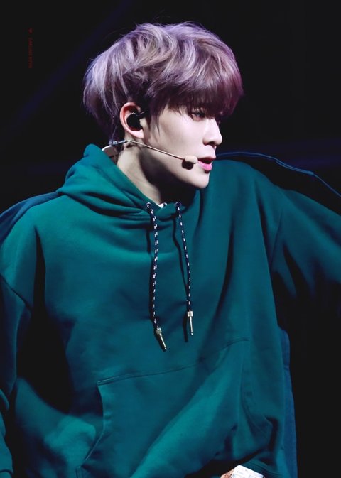 cking handsome amongst dark in addition to nighttime brownish pilus precisely [enter-talk] WHO GAVE JUNG JAEHYUN PURPLE HAIR;;;