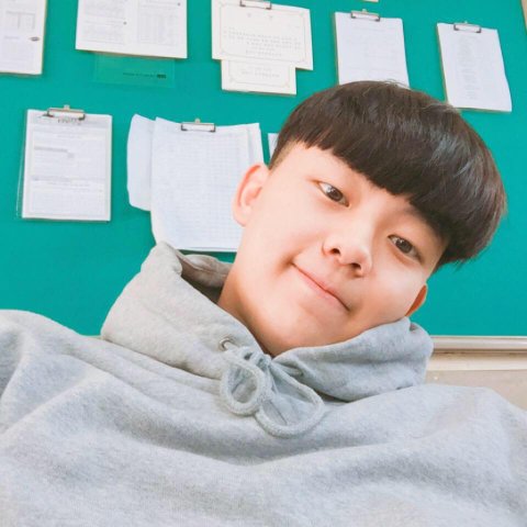 남자도 성형하고 화장하면 존잘될텐데 | 네이트 판