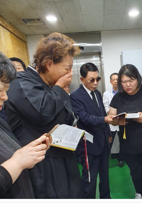 아버지의 참혹한 죽음을 눈물로 호소드립니다..