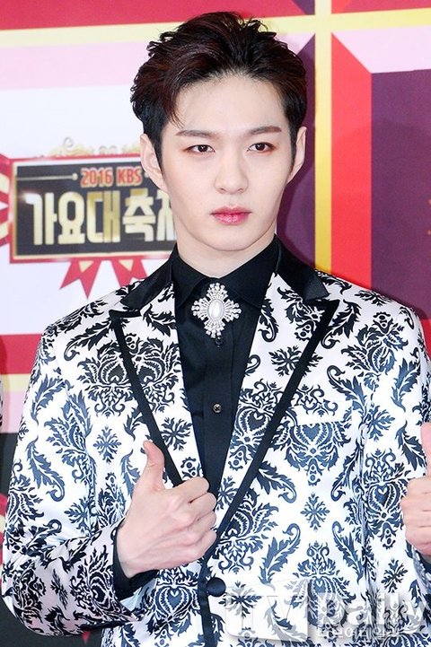 너네 비투비 이창섭 잘생겼던거 아냐?