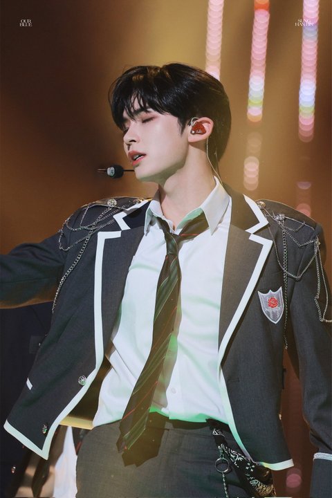 성한빈 마술애교 엄청 유명해지고 있어