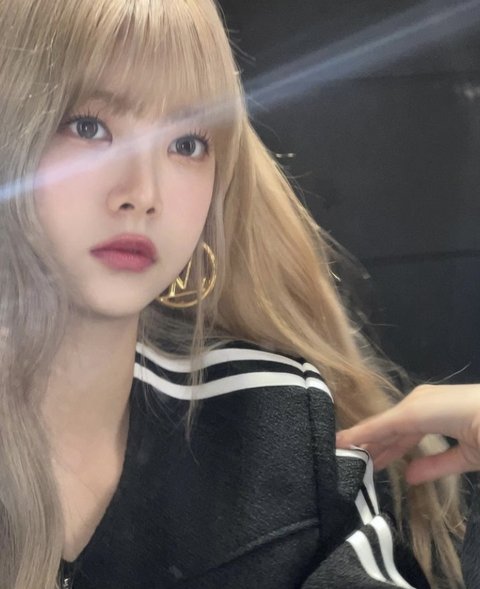 요즘 은채 왤케 예쁘지