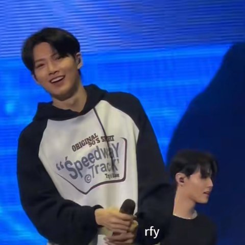 트레저는 누가 젤 잘생김