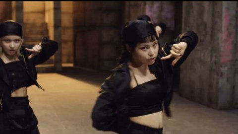 엔믹스 제2의 럽라디 들고오는건가