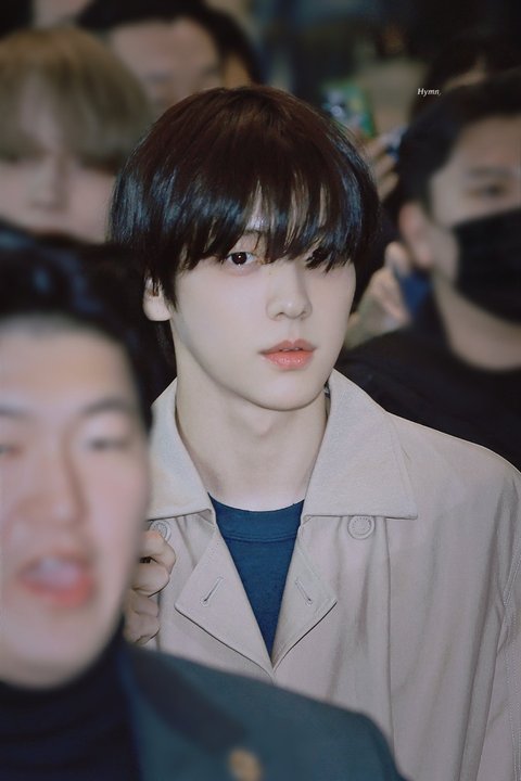 파리 패션위크 참석 출국하는 투바투