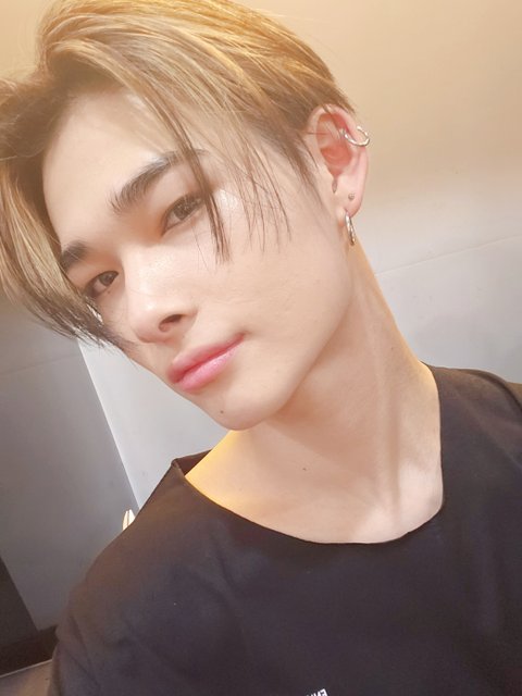 엔하이픈 니키 오리에서 퓨마됨ㅠㅠㅠ