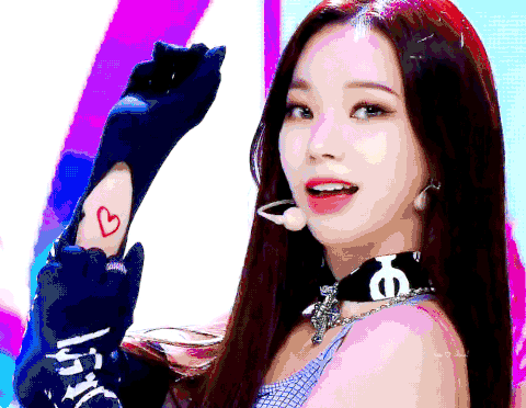 슴 역대 여돌 비주얼중에 얼굴 누가 제일예쁨?