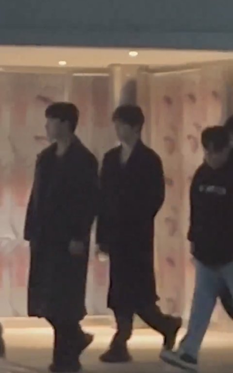 에이티즈도 아이유 콘서트 갔다