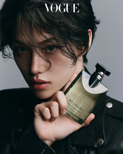 스키즈 필릭스 현진 둘다 향수 화보 찍었는데