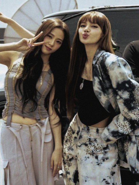 지수 올린 리사 생축멘트 감동이야