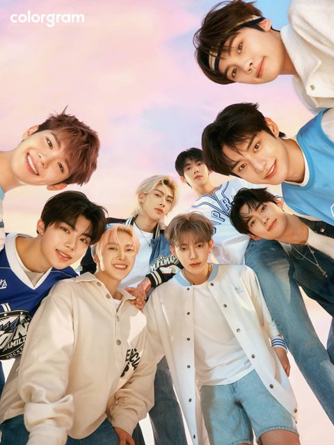 제로베이스원 컬러그램 화보