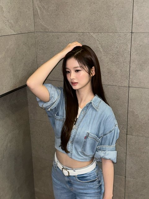 오늘 설윤 음중 진짜 뭐임