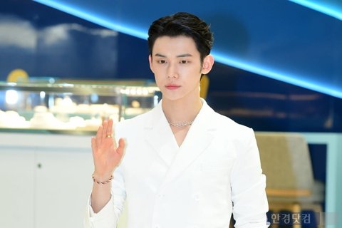 오늘자 투바투 연준 기사사진