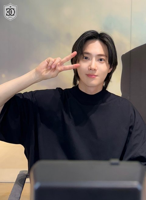 와중에 카이 수호 디오 근황