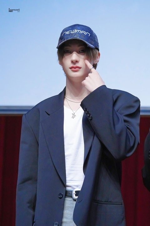 앤톤 하니 얼굴 더치페이스가 너무 안되는데