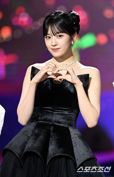 다시보는 작년 가요대전 여돌 레드카펫 사진