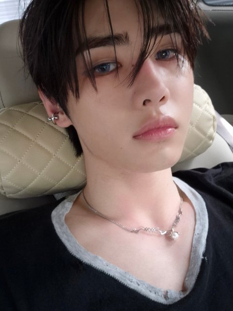 엔하이픈 성훈 셀카 ㄹㅇ 미쳤네