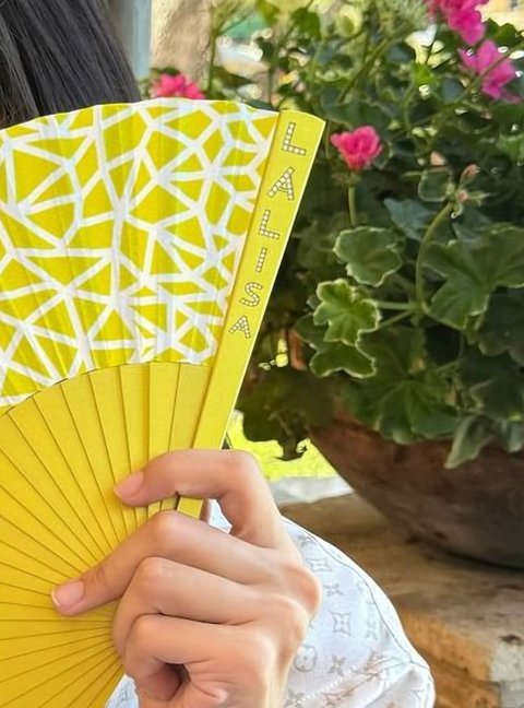 리사 부채 가격이..