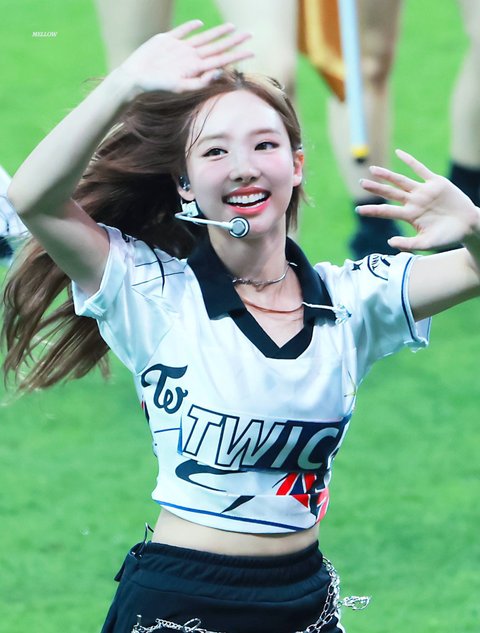 나연 30인데도 너무 이쁘다..