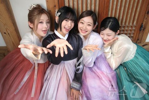 2,3,4세대 탑급 걸그룹 한복