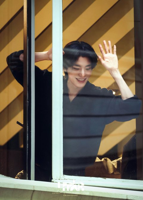 프라다 엔하이픈 제이크가 ㄹㅈㄷ임