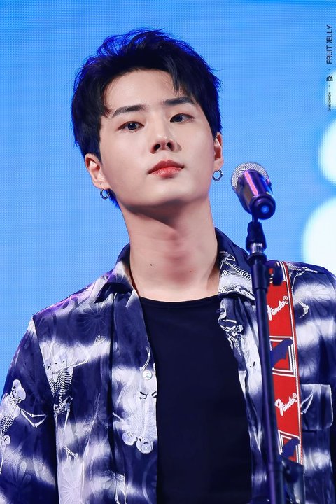 데이식스 짤털 성진 영케이 원필 도운