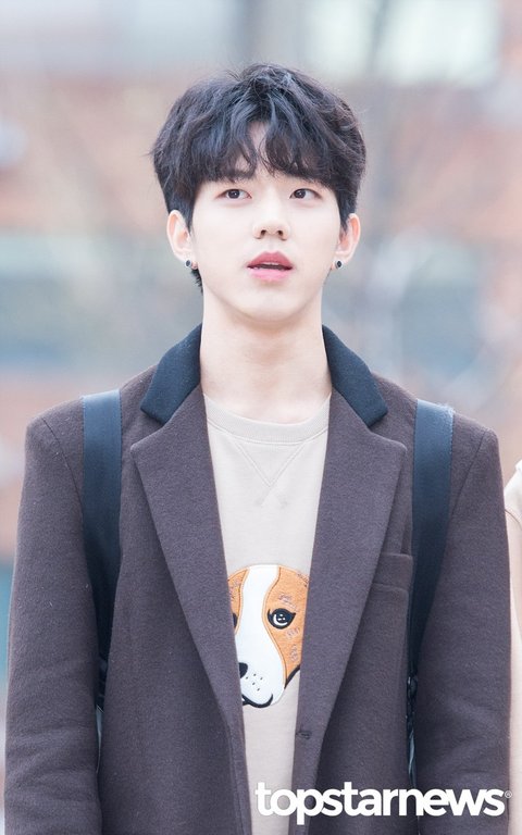 데이식스 짤털 성진 영케이 원필 도운