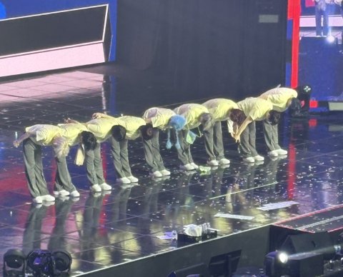 무려 4시간 30분동안 팬콘한 아이돌그룹