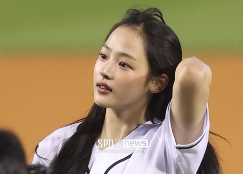 김민지 진짜 이쁘네