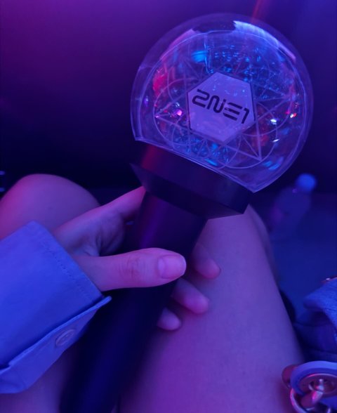 제니 투애니원 콘 갔네