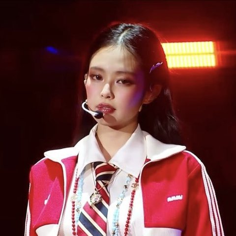 제니 오늘자 엠카 헤메코