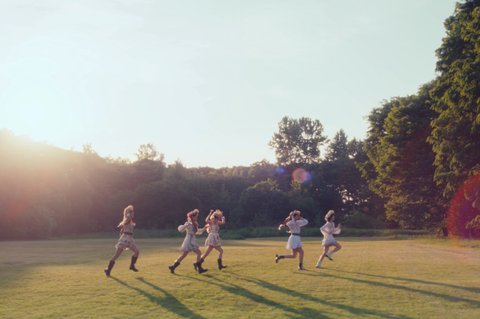 의외로 하이브보고서에 레드벨벳 없네