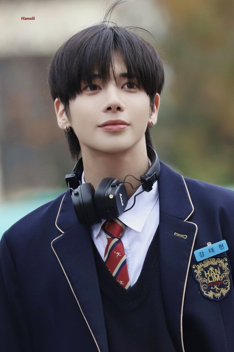 오늘...교복 투바투가 너무 좋아