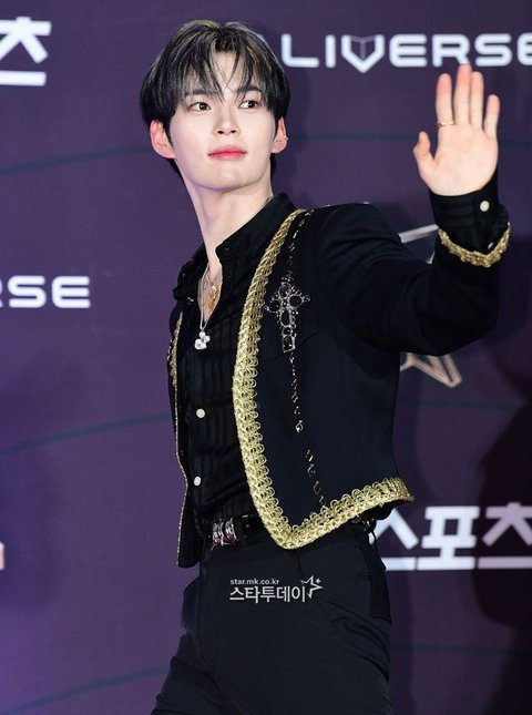 제로즈단속반 성한빈