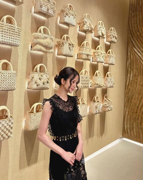 지수 인스타 업뎃 진짜 공주다