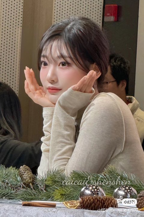 미모 역대급으로 물올랐다는 오늘자 닝닝