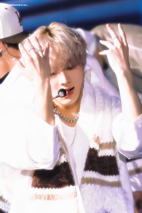 오늘 엔하이픈 정원 스타일링 예뻤음