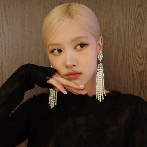 로제 분위기 진짜 개쩐다..