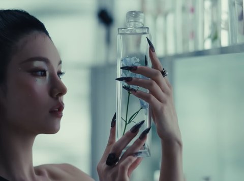 예지는 대체 패션위크때마다 왜이럼?