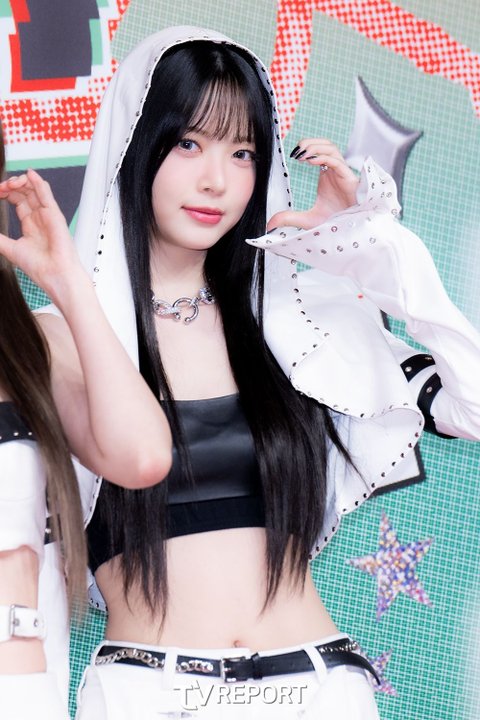 윈터랑 홍은채 둘 중 누가 더 예쁨?