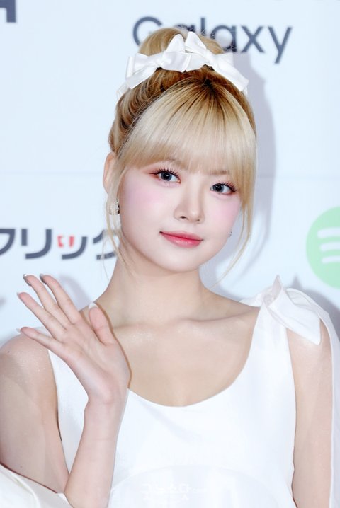 윈터랑 홍은채 둘 중 누가 더 예쁨?