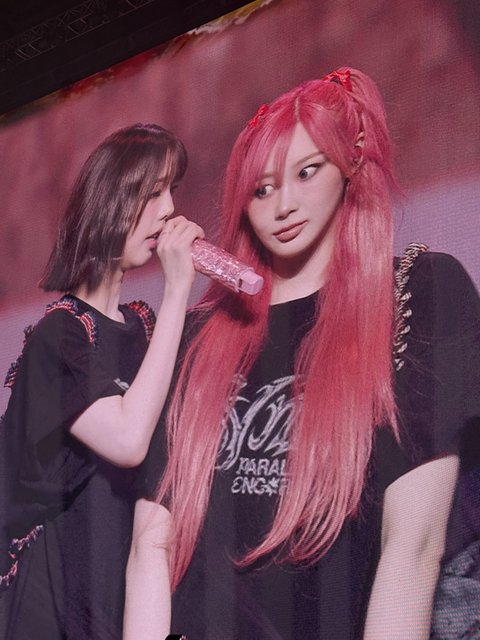 오늘자 제니콘 vs 에스파콘 연예인 라인업