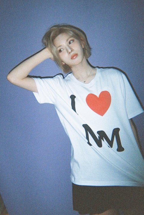 근데 엔믹스 진짜 다 예뻐지지 않았냐?