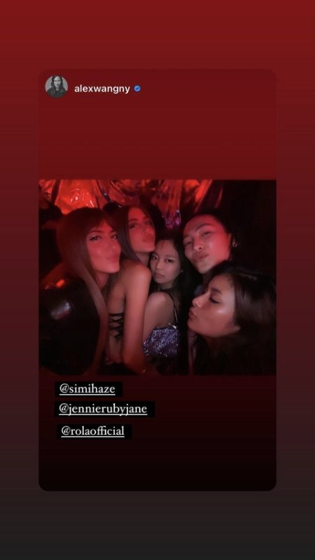 제니는 성범죄자 감싸면서도 이미지 관리 잘하네ㅋㅋ