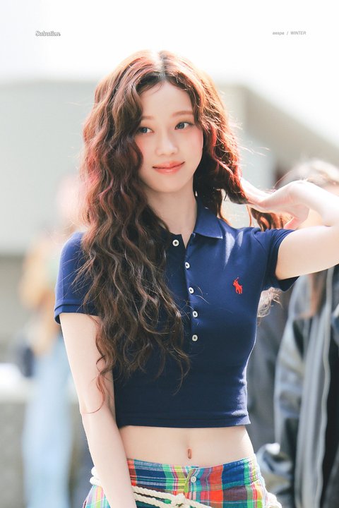 오늘자 폴로행사에서 윈터폼봐