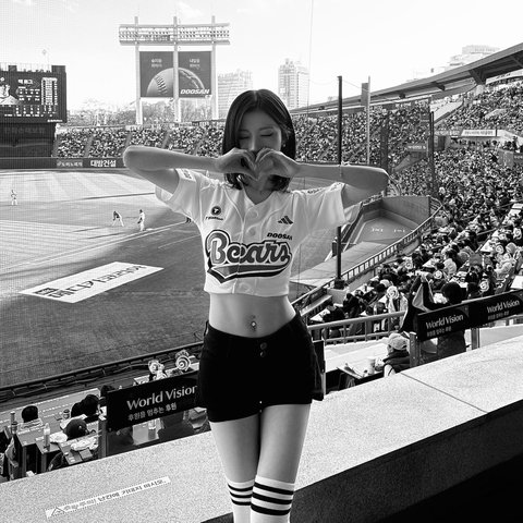 아디다스 x 두산베어스 "베몬 아사"